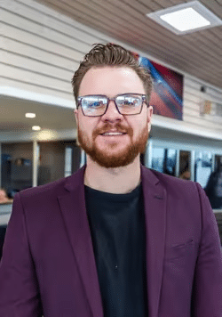 Mackenzie McLeod Sales Manager