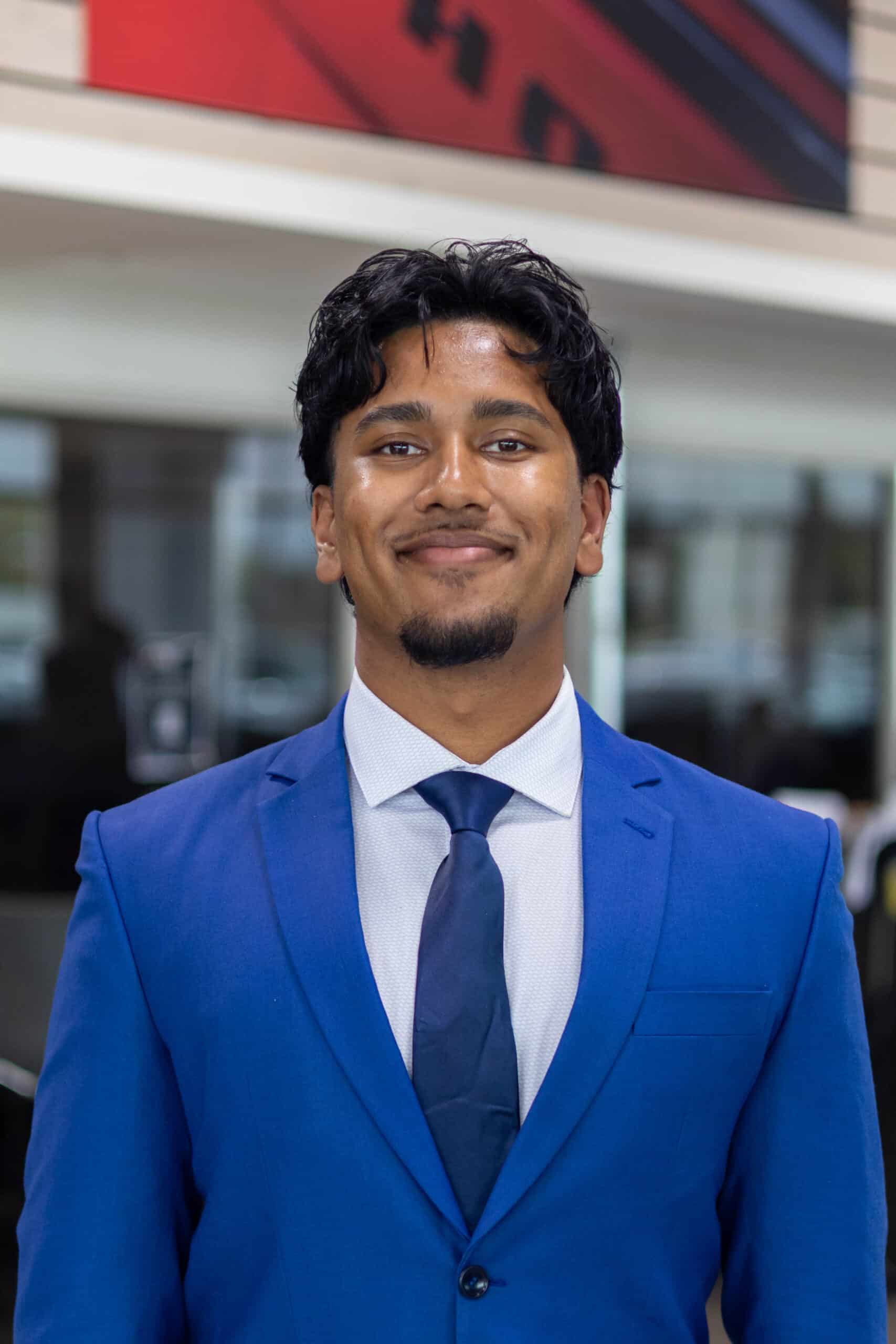Deevesh Pentiah Sales Associate